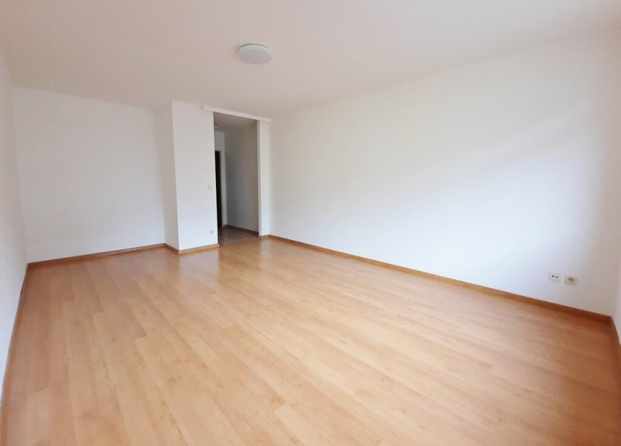 Wohnzimmer (3) Wohnzimmer (3)