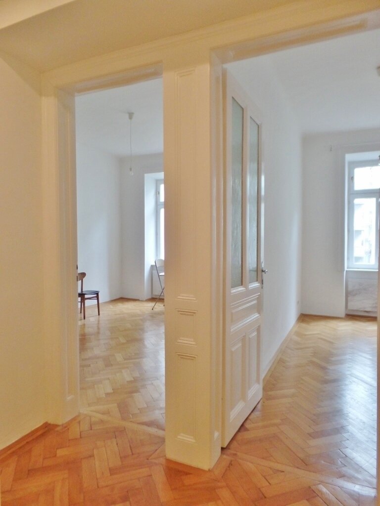 Blick in Zimmer (2)